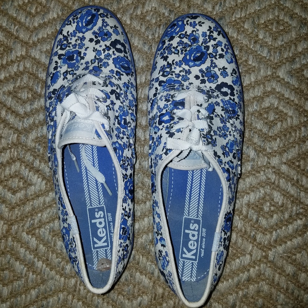 Keds - Picture 2 of 3